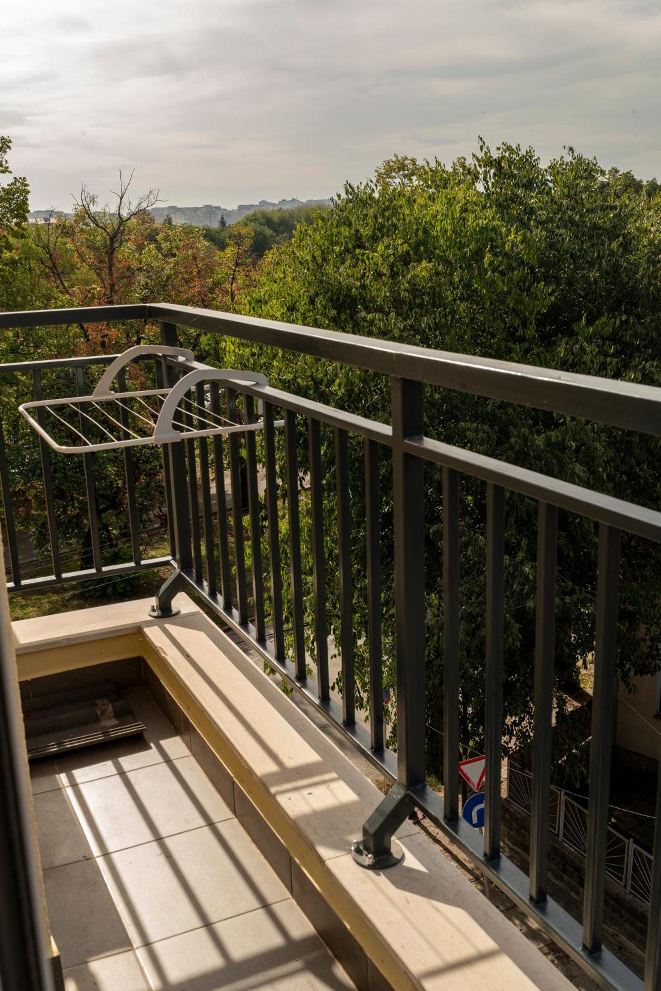 Mdm Apartment City Center Felicita Deluxe Ruse Exterior photo